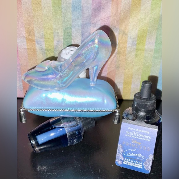 Disney Cinderella Princess Bath and Body Set - Picture 6 of 13